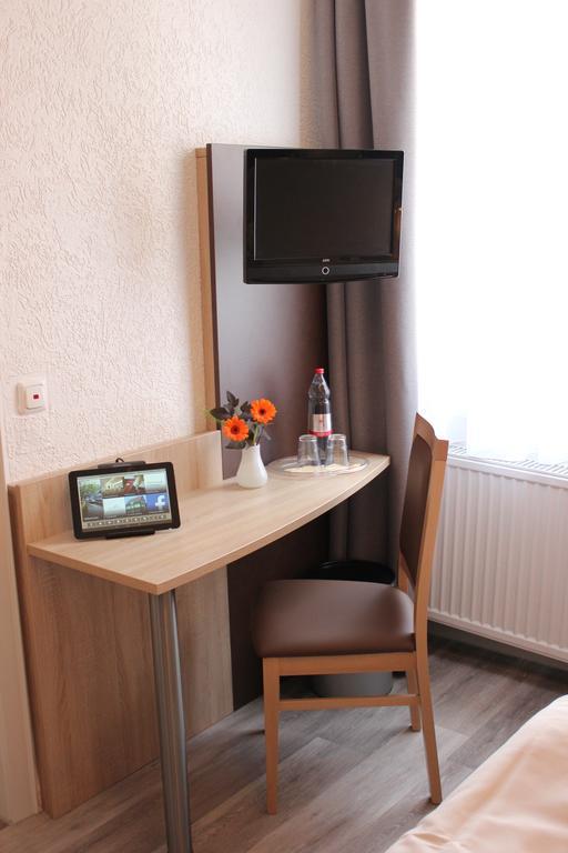 Hotel Restaurant Kromberg Remscheid Quarto foto